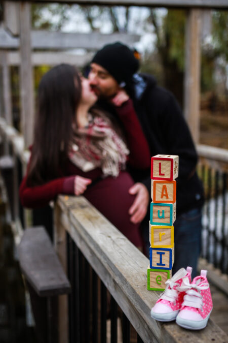 Professional Photographe couple, fiançailles, lifestyle photographer engagement, , anniversaire, Grossesse, Montreal, Laval Longueuil, price photograpy, prix photographie,
