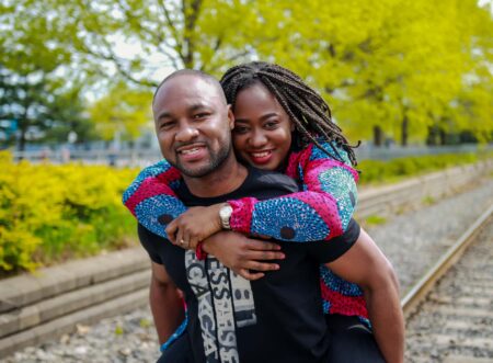 Professional Photographe couple, fiançailles, lifestyle photographer engagement, , anniversaire, Grossesse, Montreal, Laval Longueuil, price photograpy, prix photographie,