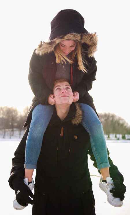 Professional Photographe couple, fiançailles, lifestyle photographer engagement, , anniversaire, Grossesse, Montreal, Laval Longueuil, price photograpy, prix photographie,