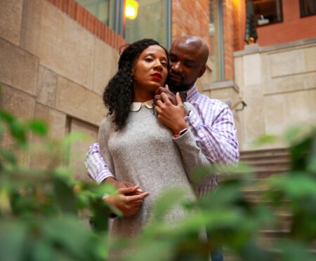 Professional Photographe couple, fiançailles, lifestyle photographer engagement, , anniversaire, Grossesse, amies, friends Montreal, Laval Longueuil, price photograpy, prix photographie,