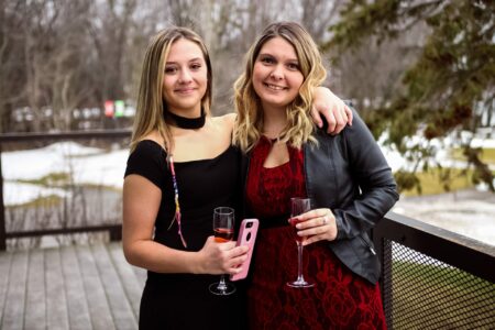 Professional Photographe couple, fiançailles, lifestyle photographer engagement, , anniversaire, Grossesse, Montreal, Laval Longueuil, price photograpy, prix photographie, Larisa-Photographe-2018-lifestyle-16.jpg