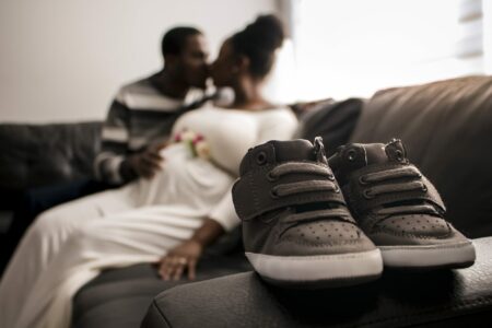 Professional Photographe couple, fiançailles, lifestyle photographer engagement, , anniversaire, Grossesse, Montreal, Laval Longueuil, price photograpy, prix photographie, Larisa-Photographe-2018-lifestyle-3.jpg