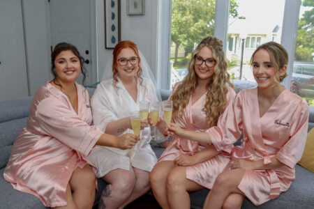 Photographe mariage civil, professional wedding photographer Montreal, Laval, Longueil, price photography, prix photographie,notaire, notary, palais de justice, courthouse marriage, salle reception, hall, room, celebrant, officiant, robe marie, bague, alliance, ring, celebration